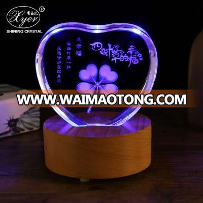 Significant crystal trophy for wedding decoration heart shape crystal love image